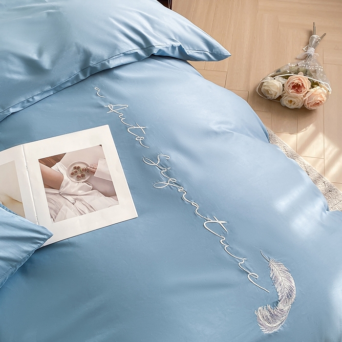 91家纺网 家纺一手货源 找家纺  澳梵家居 2024新款【知羽】系列60s刺绣全棉四件套 知羽-绅士蓝