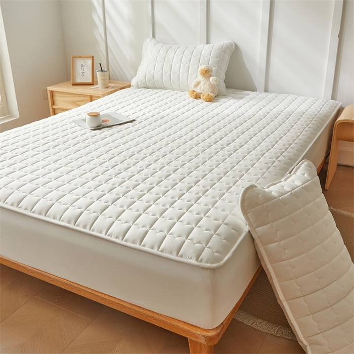 91家纺网 家纺一手货源 找家纺 雯豆家纺 2024新款A类全棉夹棉床笠三件套纯色纯棉床笠 全棉夹棉床笠-象牙白