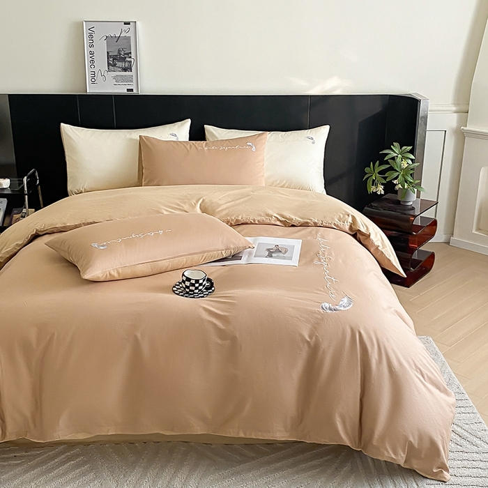 91家纺网 家纺一手货源 找家纺  澳梵家居 2024新款【知羽】系列60s刺绣全棉四件套 知羽-奇遇金