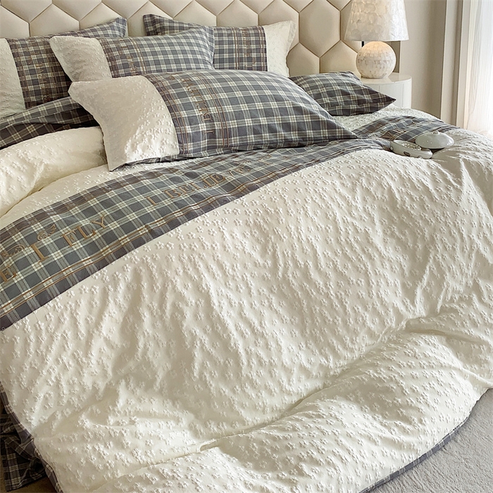 91家纺网 家纺一手货源 找家纺 换种生活 2024新款全棉活性印染刺绣四件套-法式小香风系列 麦田