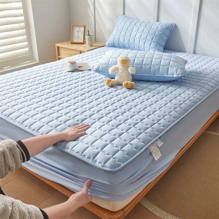 91家纺网 家纺一手货源 找家纺 雯豆家纺 2024新款A类全棉纯棉夹棉床笠三件套印花床笠 全棉夹棉床笠-云川蓝