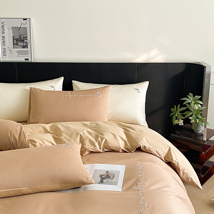 91家纺网 家纺一手货源 找家纺  澳梵家居 2024新款【知羽】系列60s刺绣全棉四件套 知羽-奇遇金