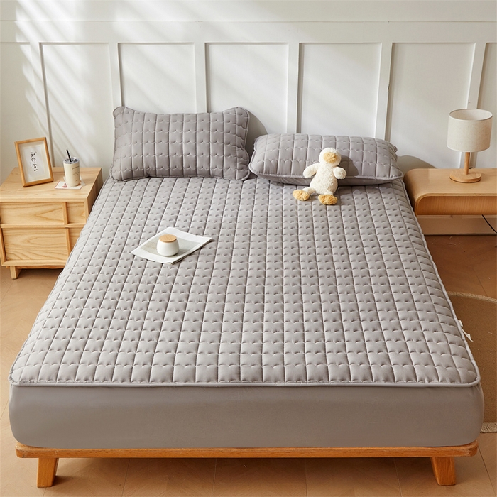 91家纺网 家纺一手货源 找家纺 雯豆家纺 2024新款A类全棉纯棉夹棉床笠三件套印花床笠 全棉夹棉床笠-经典灰