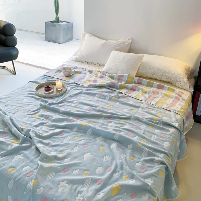 91家纺网 家纺一手货源 找家纺 爱港家纺 2024新款全棉六层毛巾被夏凉被纱布毯 蓝云