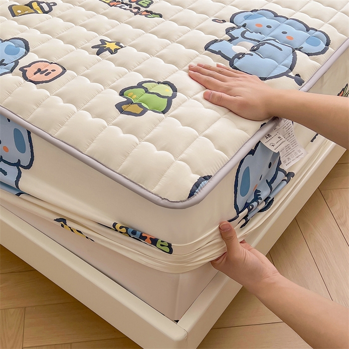 91家纺网 家纺一手货源 找家纺 雯豆家纺 2024新款A类全棉纯棉夹棉床笠三件套印花床笠 全棉夹棉床笠-小象先生