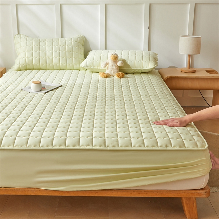 91家纺网 家纺一手货源 找家纺 雯豆家纺 2024新款A类全棉夹棉床笠三件套纯色纯棉床笠 全棉夹棉床笠-若草绿