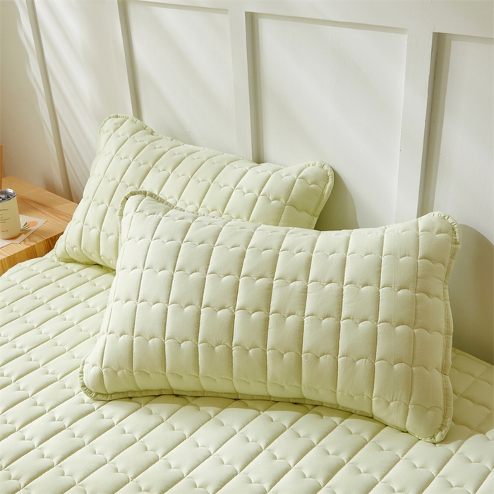 91家纺网 家纺一手货源 找家纺 雯豆家纺 2024新款A类全棉夹棉床笠三件套纯色纯棉床笠 全棉夹棉床笠-若草绿