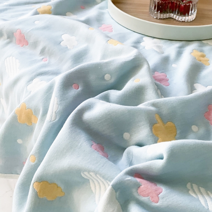 91家纺网 家纺一手货源 找家纺 爱港家纺 2024新款全棉六层毛巾被夏凉被纱布毯 蓝云