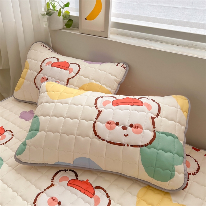 91家纺网 家纺一手货源 找家纺 雯豆家纺 2024新款A类全棉纯棉夹棉床笠三件套印花床笠 全棉夹棉床笠-库洛熊