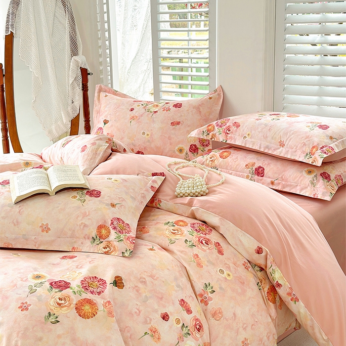 91家纺网 家纺一手货源 找家纺  元元被芯 2024新款全棉长绒棉数码印花四件套全棉四件套纯棉四件套 碧玉倩影-粉