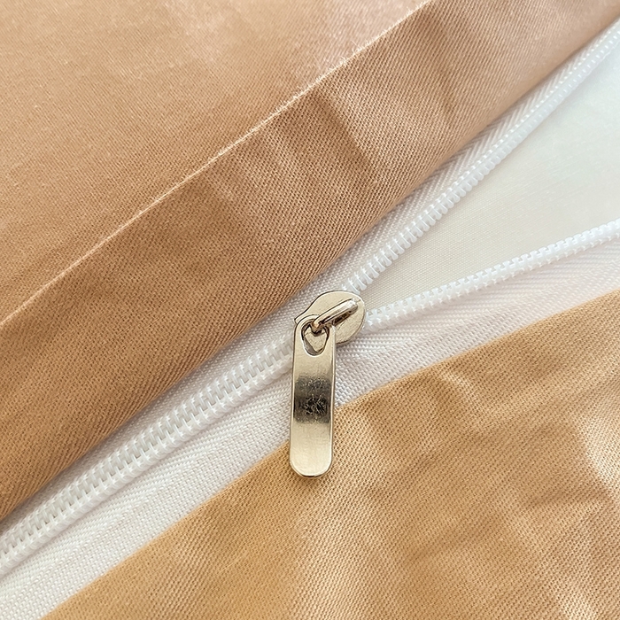 91家纺网 家纺一手货源 找家纺  澳梵家居 2024新款【知羽】系列60s刺绣全棉四件套 知羽-奇遇金