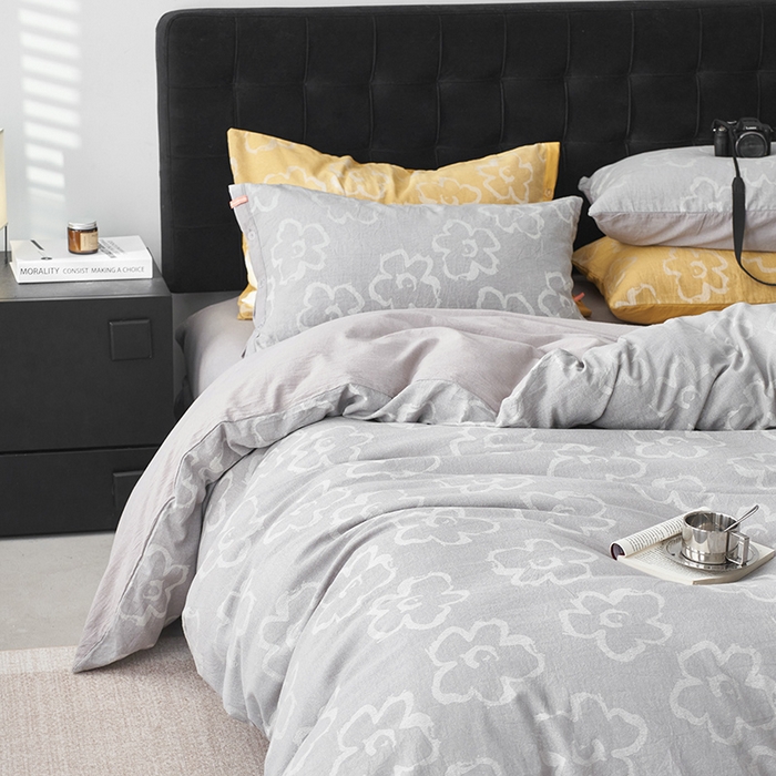 91家纺网 家纺一手货源 找家纺 安莱生活 2024新款双层纱大提花悠然纽扣宽边工艺款 悠然-银灰