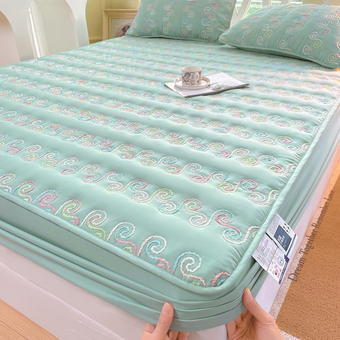 91家纺网 家纺一手货源 找家纺 尊康家纺（原磊科） 2024新款亲肤奶昔棉夹棉床笠-星空 星空-水绿