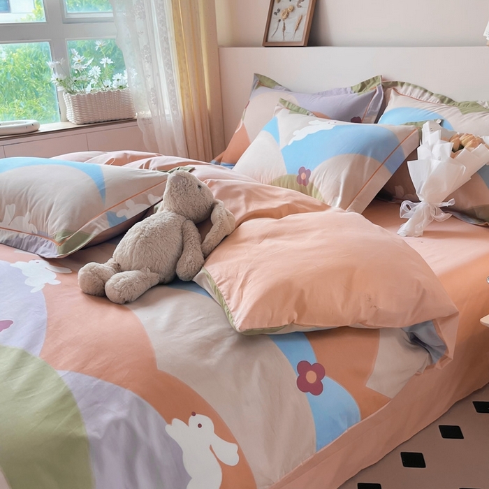 91家纺网 家纺一手货源 找家纺 艾迪尚 2025新款133X76宽幅全棉印花四件套（有单品+可定制） 彩色兔园