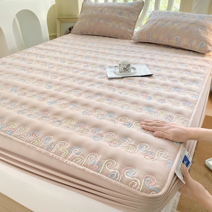 91家纺网 家纺一手货源 找家纺 （总）尊康家纺（原磊科） 2024新款亲肤奶昔棉夹棉床笠-星空