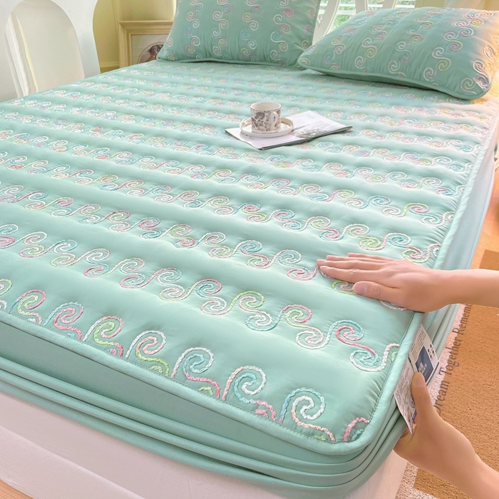 91家纺网 家纺一手货源 找家纺 尊康家纺（原磊科） 2024新款亲肤奶昔棉夹棉床笠-星空 星空-水绿