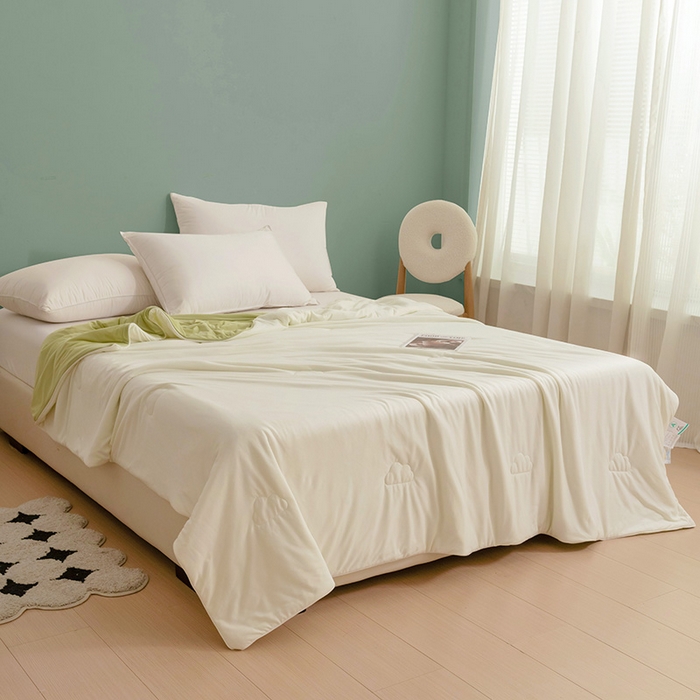 91家纺网 家纺一手货源 找家纺 亚龙工厂店 2024新款两面派A类抗菌冻冻被 奶黄+绿