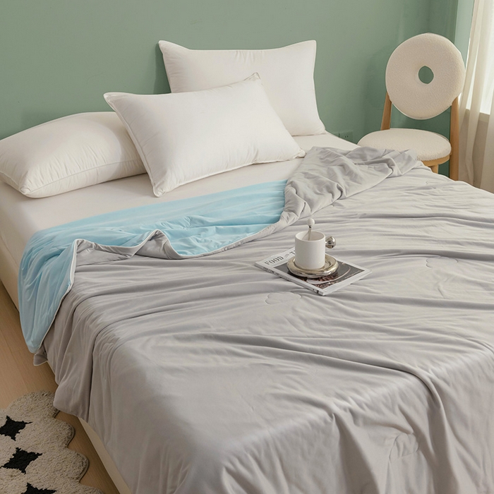 91家纺网 家纺一手货源 找家纺 亚龙工厂店 2024新款两面派A类抗菌冻冻被 灰+蓝