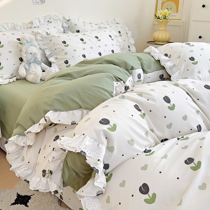 91家纺网 家纺一手货源 找家纺 仟网汇 2024新款舒适亲肤臻云朵棉韩国ins小碎花花边款四件套 爱馨