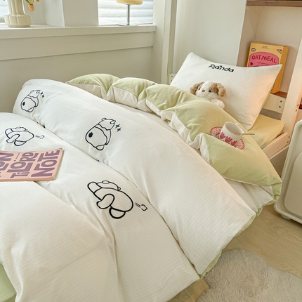 91家纺网 家纺一手货源 找家纺 （总）多乐 2024新款超柔A类母婴级小竺棉绣花学生三件套四件套