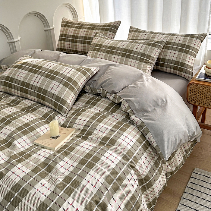 91家纺网 家纺一手货源 找家纺 潮邦创意家居 2025新款全棉13070多风格纯棉四件套-简约条格系列 温情格语