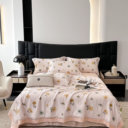 91家纺网 家纺一手货源 找家纺 （总）娇逸家居 2025新款50支莱赛尔镂空花边印花天丝夏被