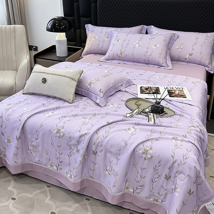 91家纺网 家纺一手货源 找家纺 娇逸家居 2025新款50支莱赛尔镂空花边印花天丝夏被 暖枝