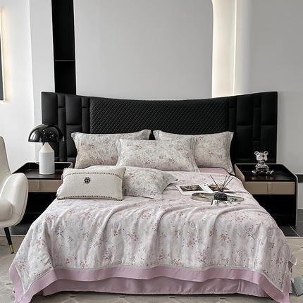 91家纺网 家纺一手货源 找家纺 娇逸家居 2025新款50支莱赛尔镂空花边印花天丝夏被 绥宁