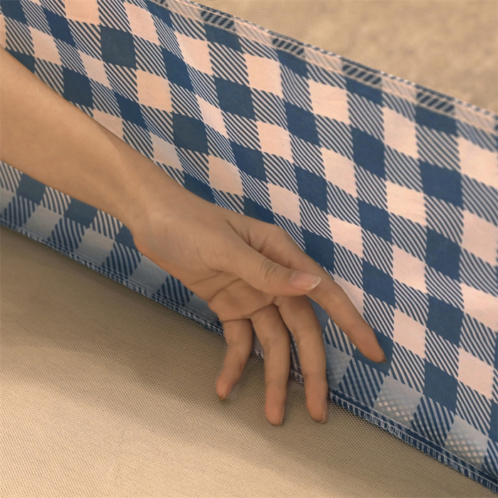 91家纺网 家纺一手货源 找家纺 佳梦家纺 2023新款方顶印花坐床蚊帐 夏日蓝