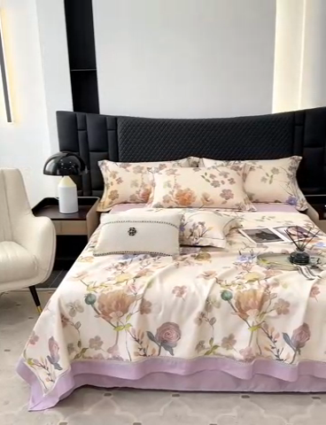 91家纺网 家纺一手货源 找家纺 娇逸家居 2025新款50支莱赛尔镂空花边印花天丝夏被 乖乖龙