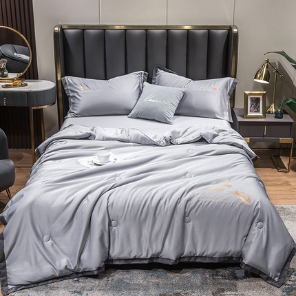 91家纺网 家纺一手货源 找家纺 （总）缦纱 2024新款刺绣水洗真丝夏被四件套夏凉被空调被-凤羽