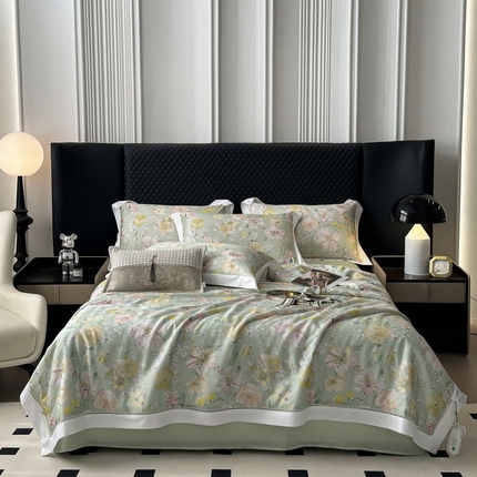 91家纺网 家纺一手货源 找家纺 （总）娇逸家居 2025新款50支莱赛尔银萃天丝镂空花边印花夏被夏凉被