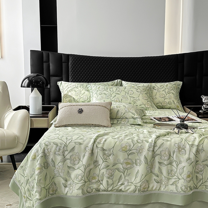 91家纺网 家纺一手货源 找家纺 娇逸家居 2025新款50支莱赛尔镂空花边印花天丝夏被 绿萌