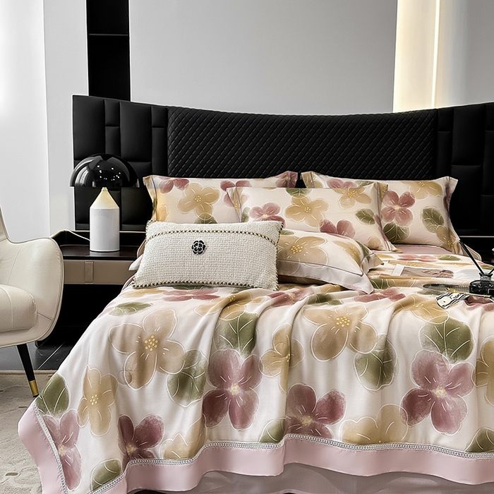 91家纺网 家纺一手货源 找家纺 娇逸家居 2025新款50支莱赛尔镂空花边印花天丝夏被 朵颐