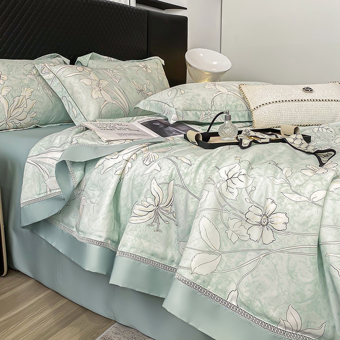 91家纺网 家纺一手货源 找家纺 娇逸家居 2025新款50支莱赛尔镂空花边印花天丝夏被 多特