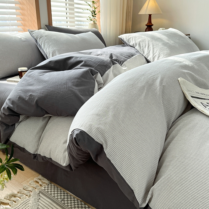 91家纺网 家纺一手货源 找家纺 柠萌家居 2024新款无印风A类全棉色织水洗棉四件套 灰密条纹