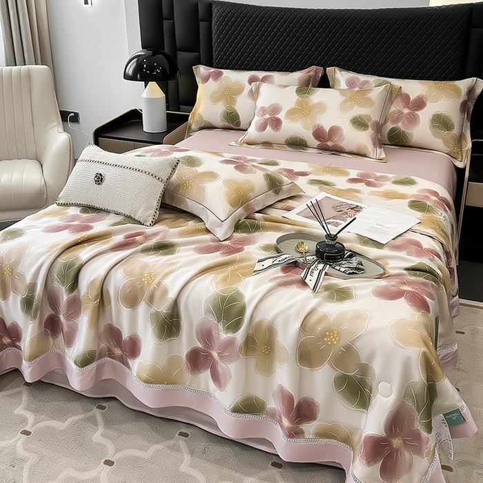 91家纺网 家纺一手货源 找家纺 娇逸家居 2025新款50支莱赛尔镂空花边印花天丝夏被 朵颐