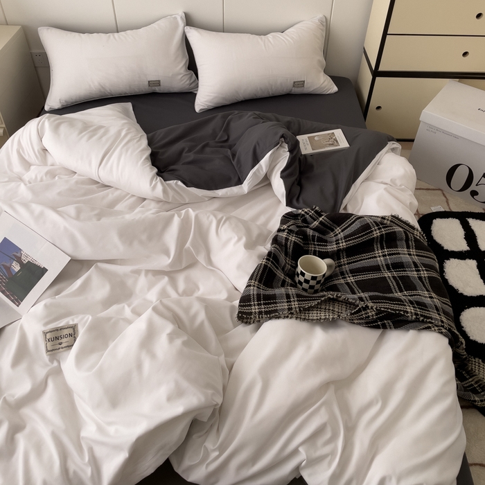 91家纺网 家纺一手货源 找家纺 蓝淋 2024新春款日式简约婴儿可以啃咬的超柔混搭水洗棉四件套 米白+深灰