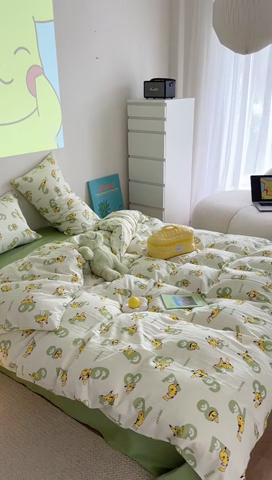 91家纺网 家纺一手货源 找家纺 时年 2024新款全棉双层纱四件套-宝可梦系列 皮卡丘绿果