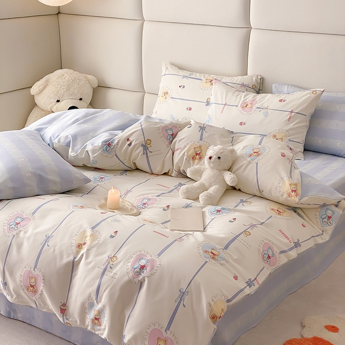 91家纺网 家纺一手货源 找家纺 宜家坊 2024新款全棉喷气13070小清新印花四件套-拍摄一 熊美眉