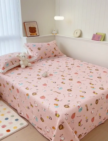 91家纺网 家纺一手货源 找家纺 羽爱家纺 2024新款A类双层纱棉花芯床盖套件 动物园