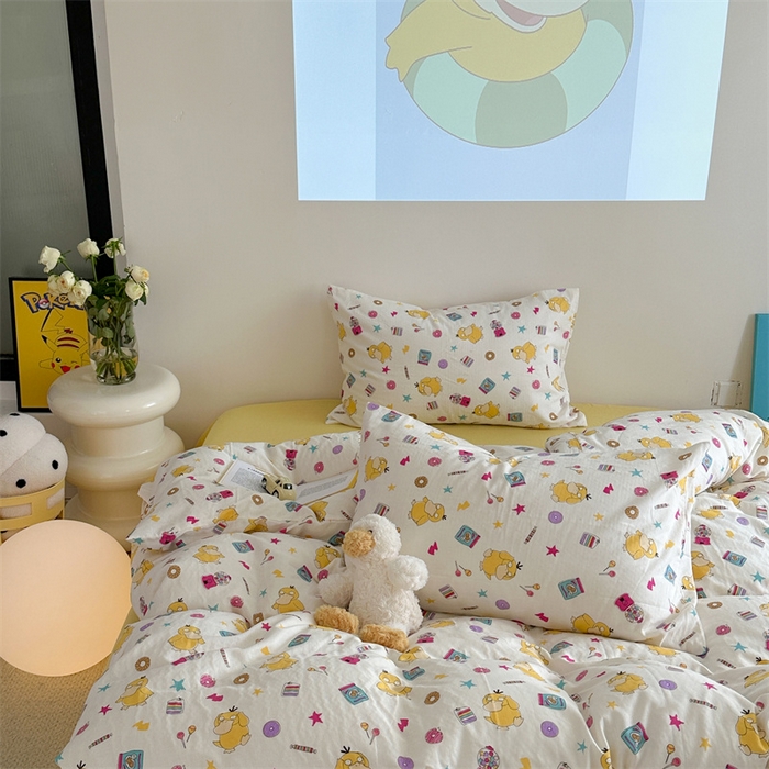 91家纺网 家纺一手货源 找家纺 时年 2024新款全棉双层纱四件套-宝可梦系列 可达鸭呀