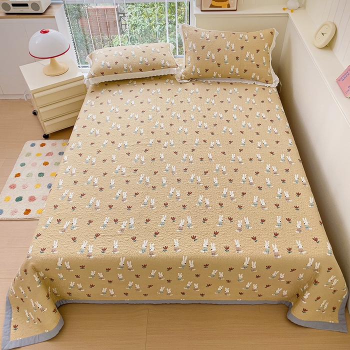 91家纺网 家纺一手货源 找家纺 羽爱家纺 2024新款A类双层纱棉花芯床盖套件 乖乖兔