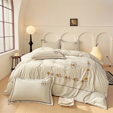 91家纺网 家纺一手货源 找家纺 （总） 庭笙 新款云棉新中式绣花款四件套