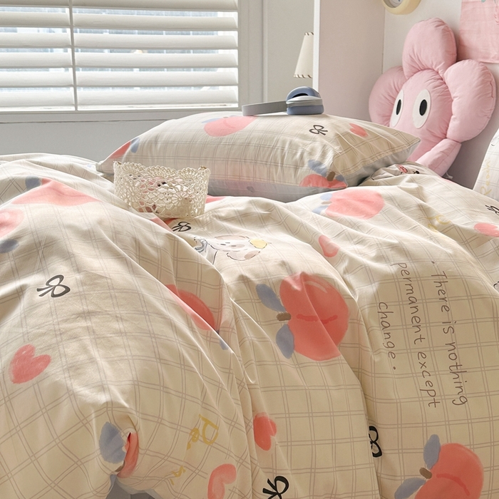 91家纺网 家纺一手货源 找家纺 昔可家纺 2024新款全棉卡通印花系列四件套 格子蜜桃