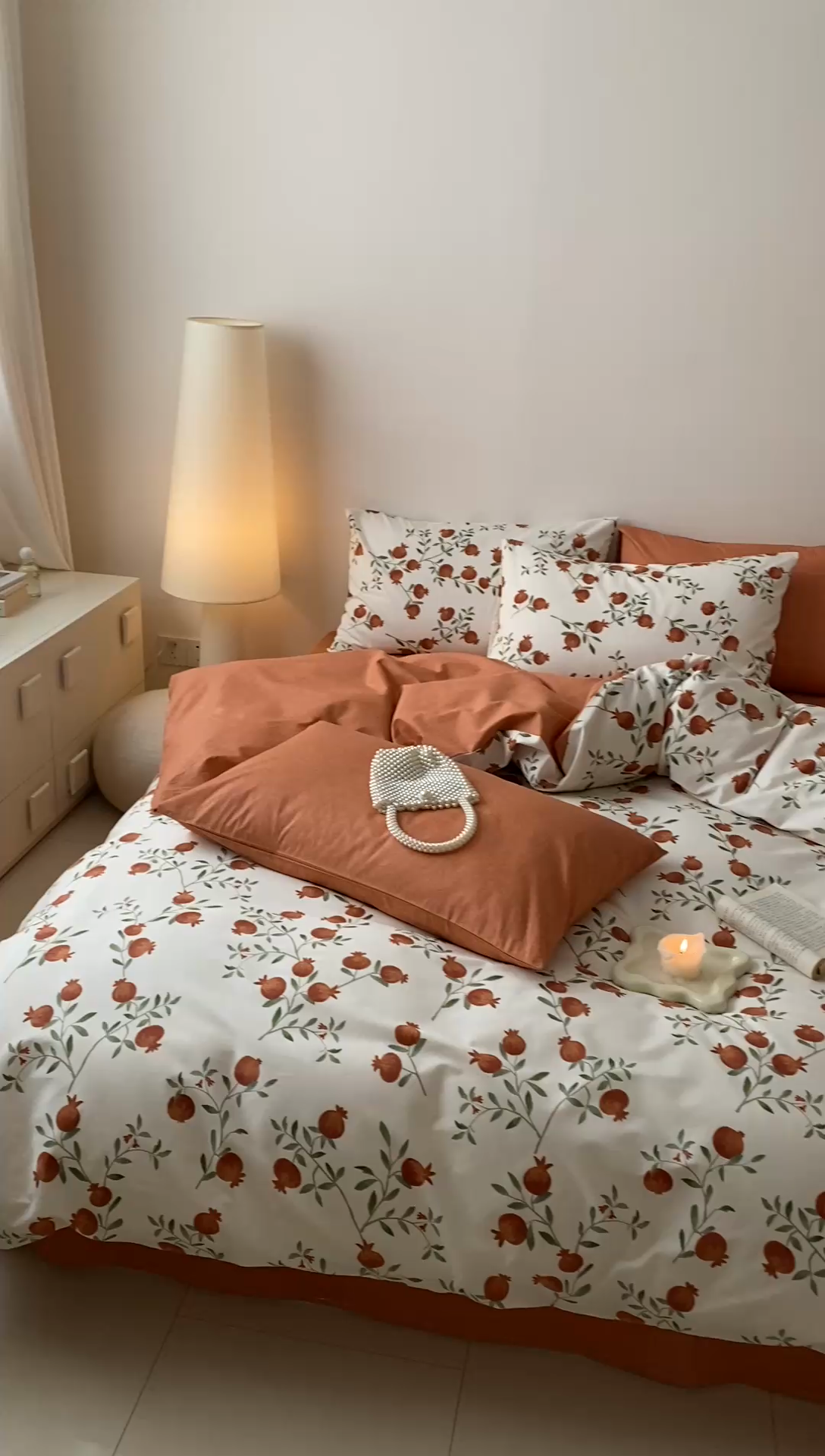 91家纺网 家纺一手货源 找家纺 宜家坊 2024新款全棉喷气13070小清新印花四件套-拍摄一 红了石榴