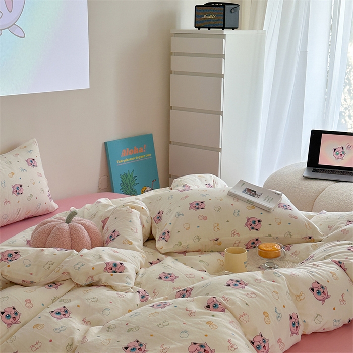 91家纺网 家纺一手货源 找家纺 时年 2024新款全棉双层纱四件套-宝可梦系列 小胖丁