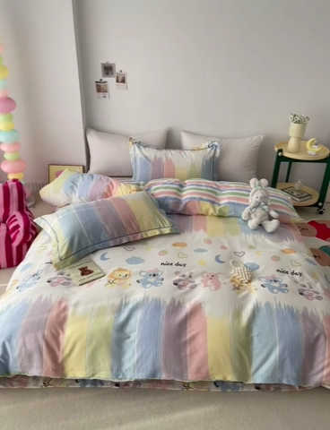 91家纺网 家纺一手货源 找家纺 乐童家纺 2024新款直播爆款13070纯棉印花吊边款一字绣四件套 萌系新宠