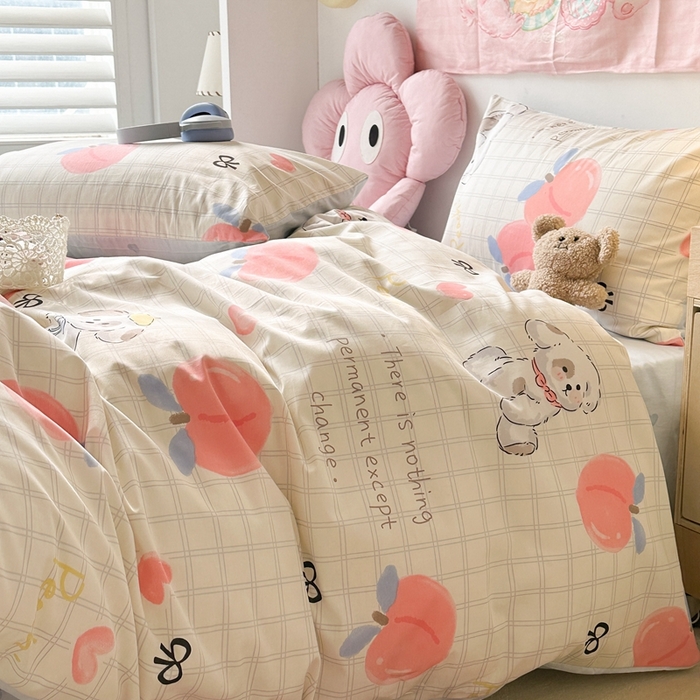 91家纺网 家纺一手货源 找家纺 昔可家纺 2024新款全棉卡通印花系列四件套 格子蜜桃