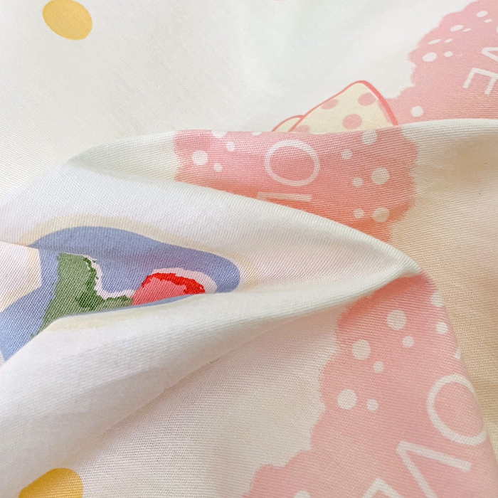 91家纺网 家纺一手货源 找家纺 乐童家纺 2024新款直播爆款13070纯棉印花吊边款一字绣四件套 玫瑰河畔